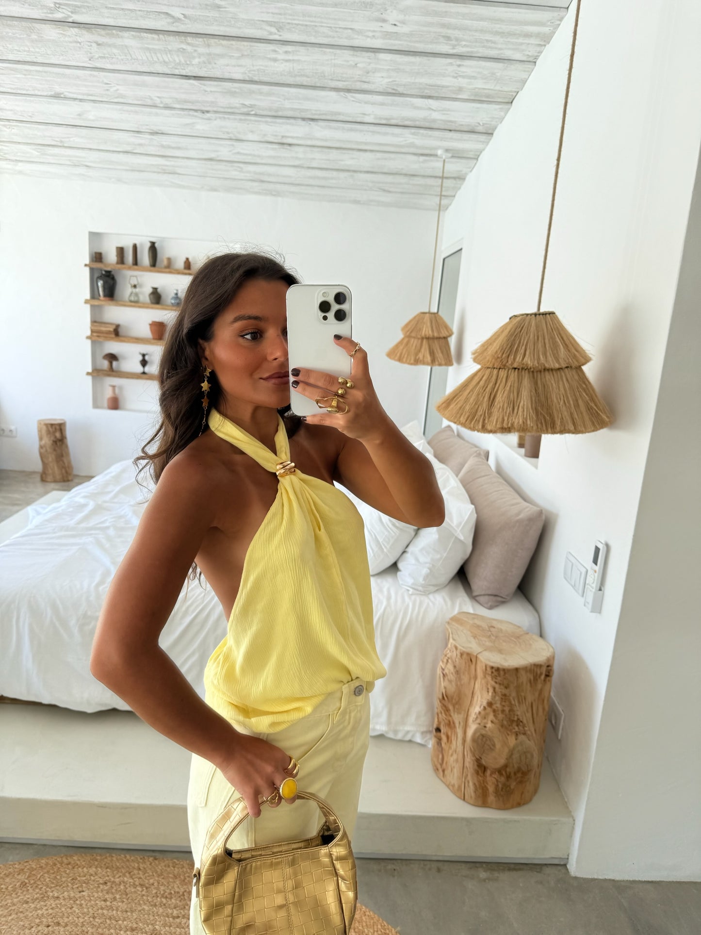 Pineapple Top with Golden Detail