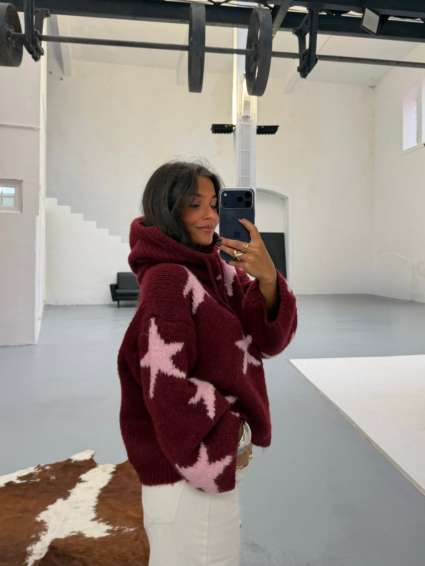 Star Sweater in Burgundy and Pink