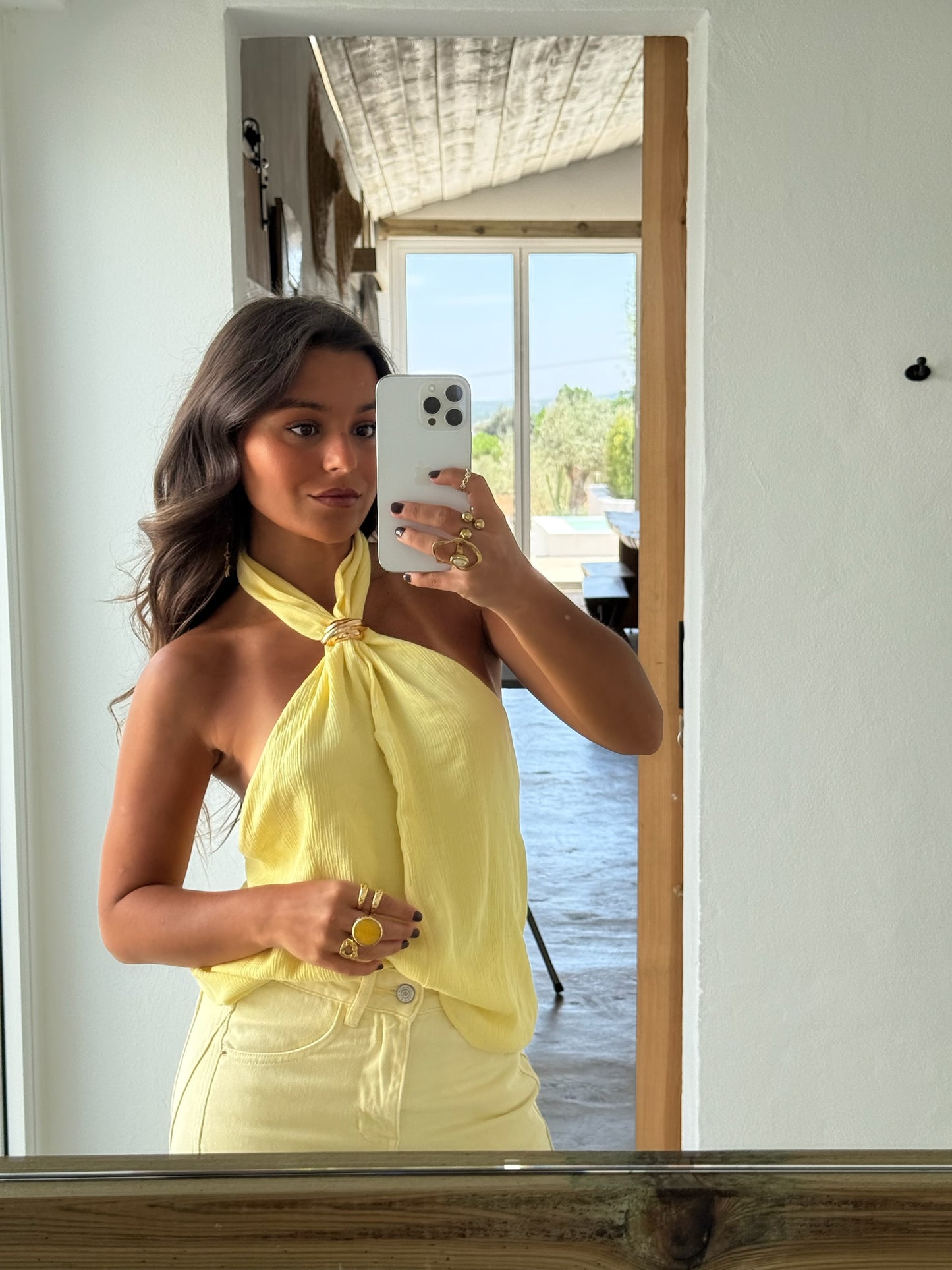 Pineapple Top with Golden Detail