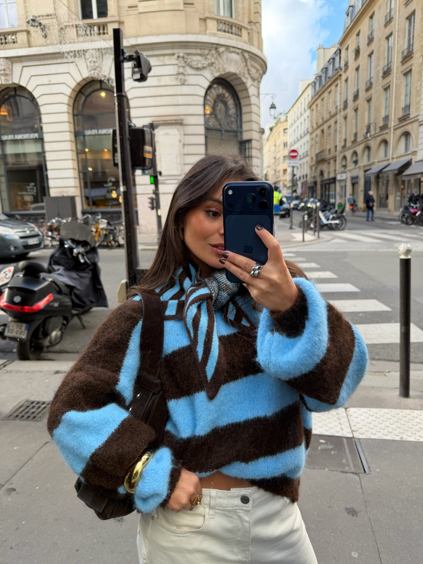 Ami Triangle Scarf Collar - Shipping 01/12 to 05/12