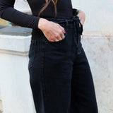 Straight Extra Dark Grey Jeans