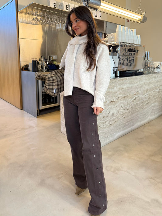 Brown Jeans with Rings