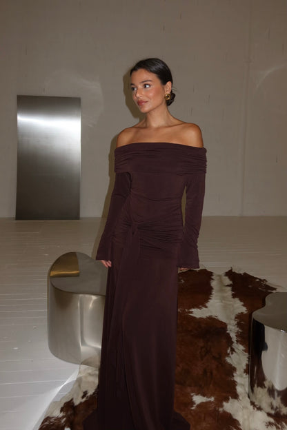 Elle Off Shoulder Dress in Brown