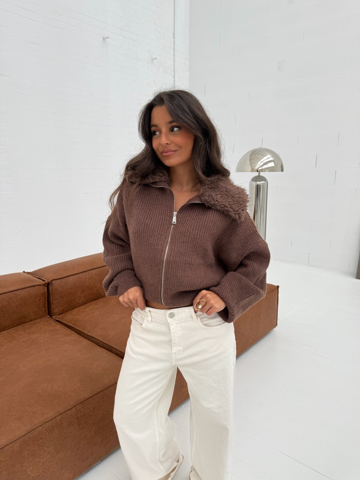 Cow Pants in White - Shipping 28/11