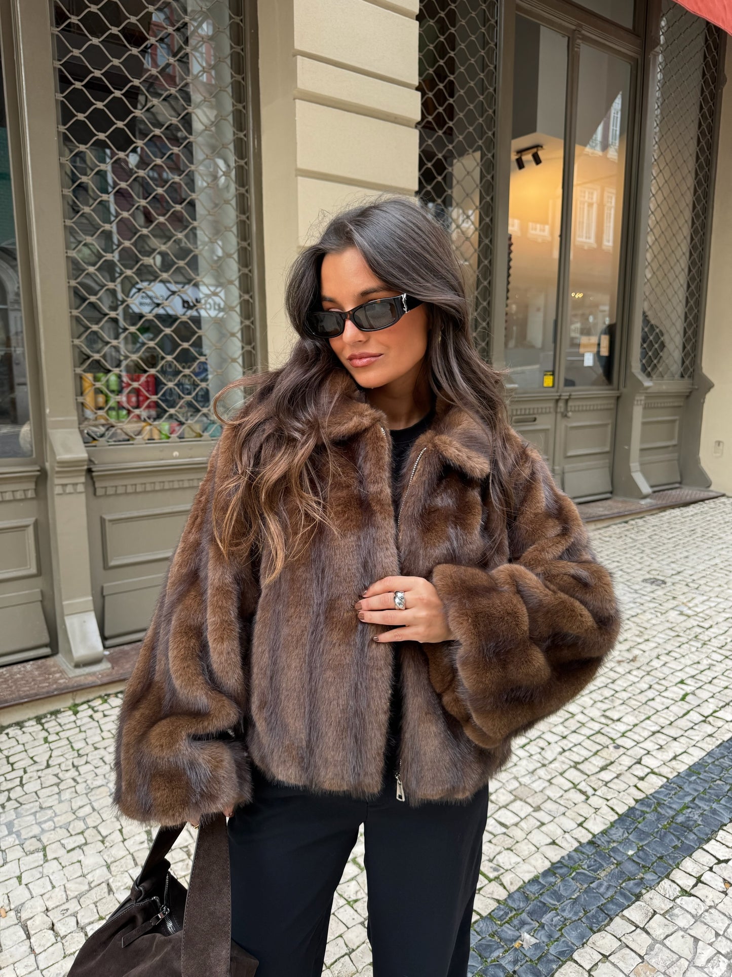 Copenhagen Coat in Chocolate - Shipping from 10/12 to 17/12