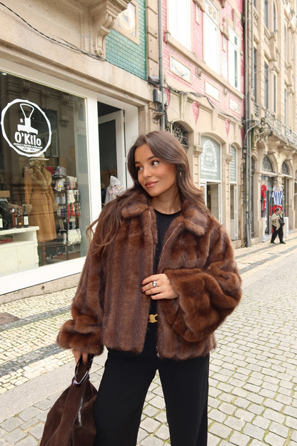 Copenhagen Coat in Chocolate - Shipping from 10/12 to 17/12