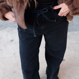 Straight Extra Dark Grey Jeans