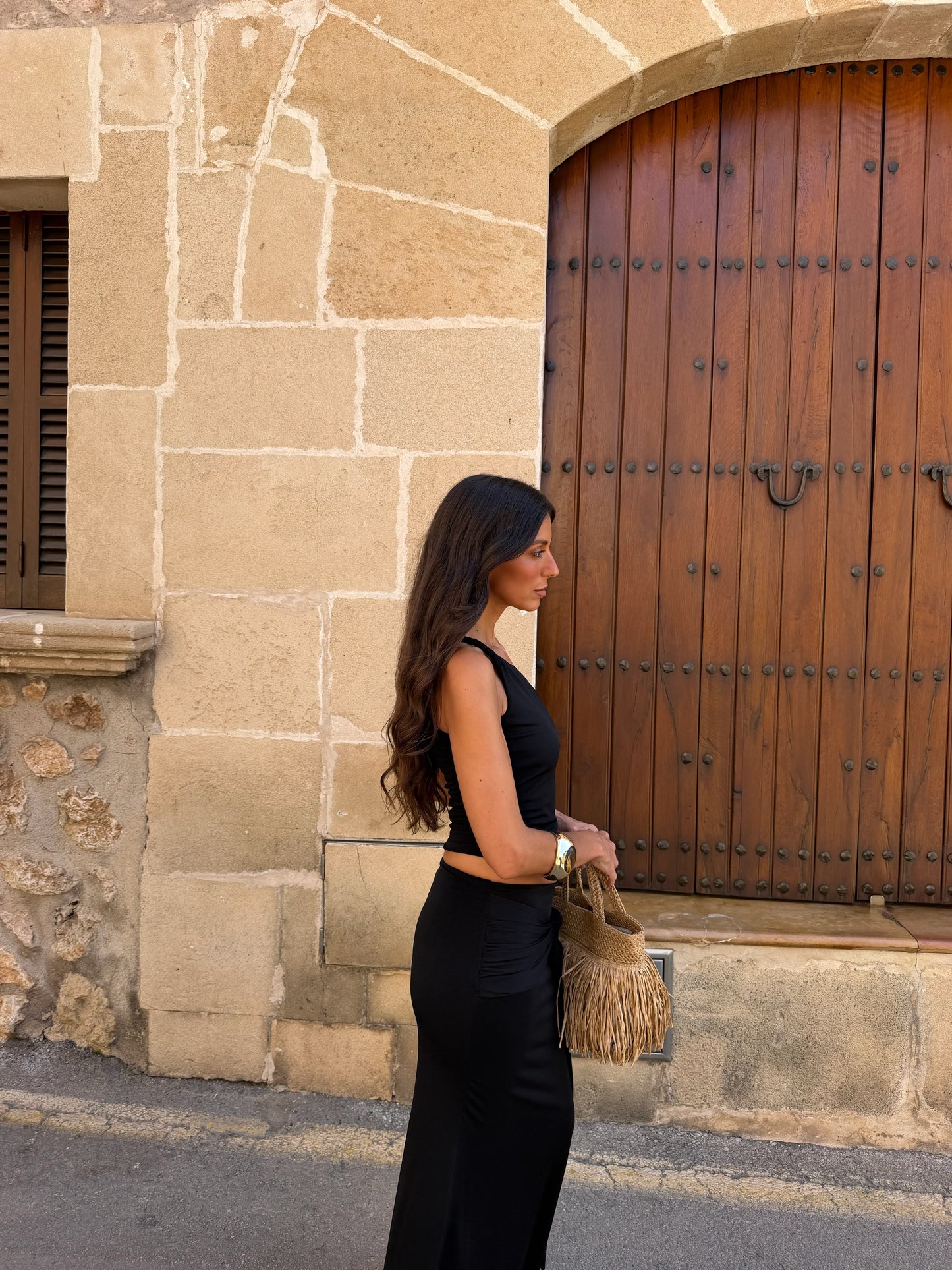 Islaia Set in Black