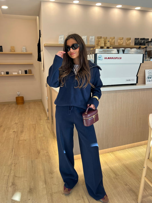 Knit Set with Zipper in Navy Blue