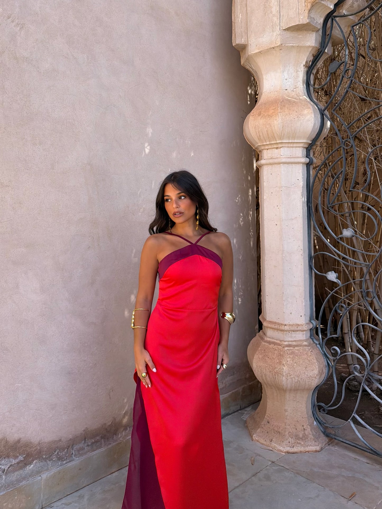 Oasis Dress in Red - Shipping 15/06 to 19/06