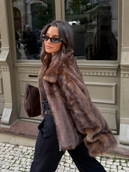 Copenhagen Coat in Chocolate - Shipping from 10/12 to 17/12