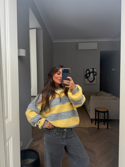Ami Sweater in Grey and Yellow
