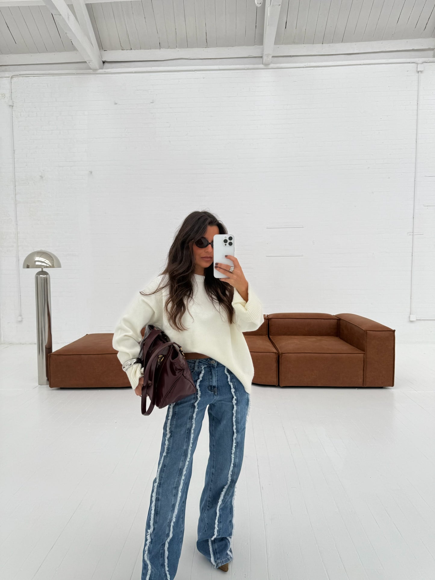 Chicago Jeans - Shipping 01/12 to 05/12