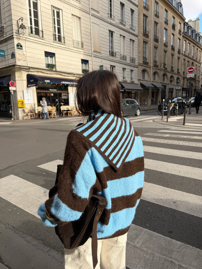 Ami Triangle Scarf Collar - Shipping 01/12 to 05/12