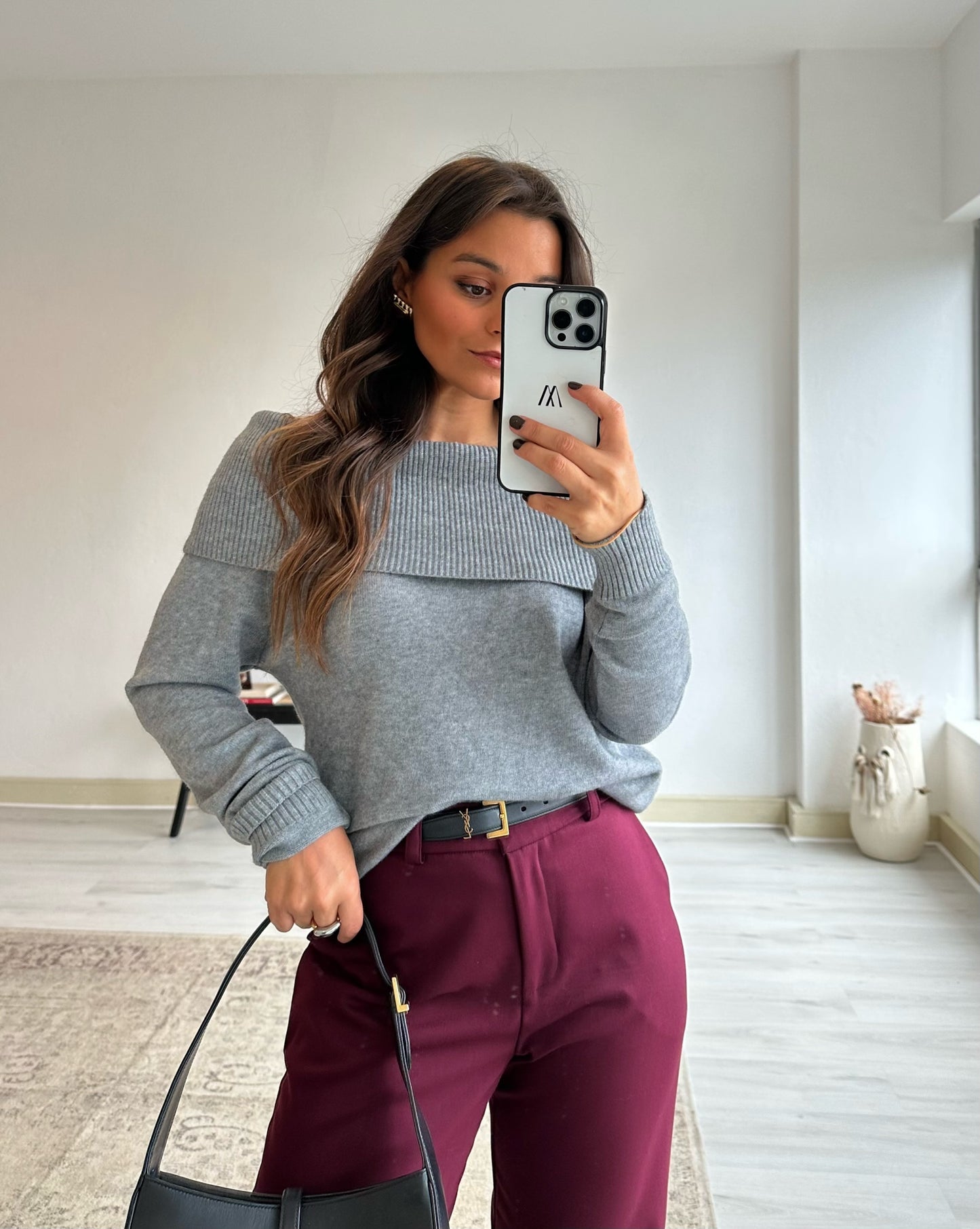 Off Shoulder Knit Grey Shirt