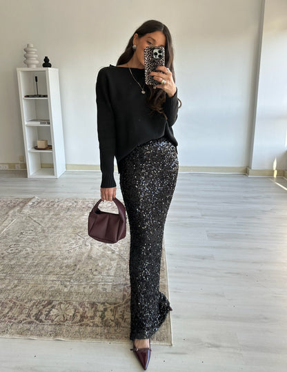 Long Shiny Skirt in Black